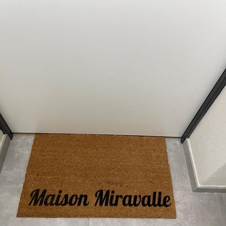 Maison Miravalle Wifi Parcheggio Giardino アオスタ エクステリア 写真